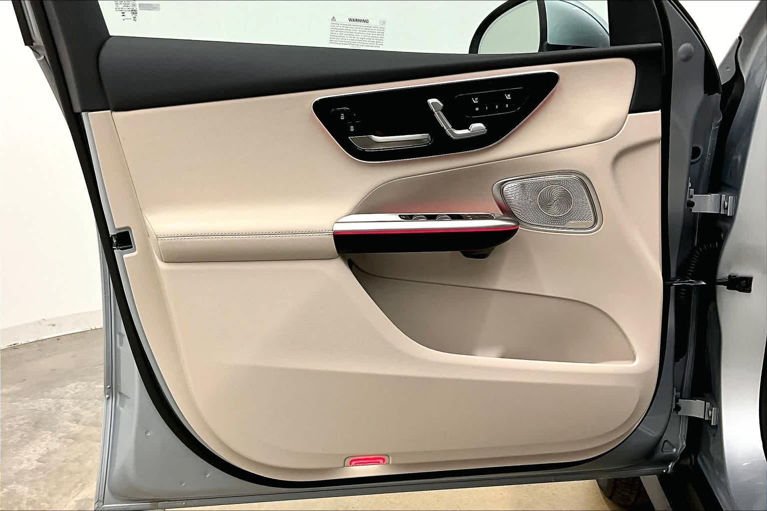 New 2026 Cirrus Silver Metallic Mercedes-Benz GLC 300 image 10