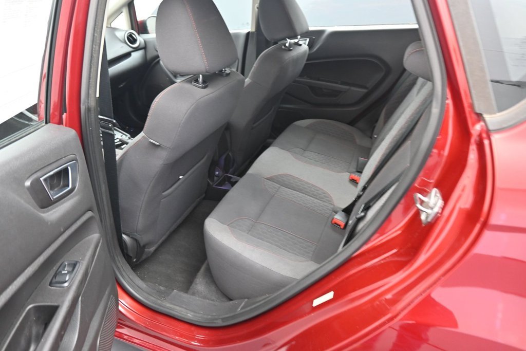 Used 2015 Red Ford SE image 14