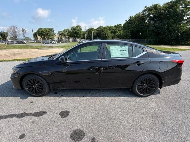 New 2026 Super Black Nissan 2.5 SV image 4
