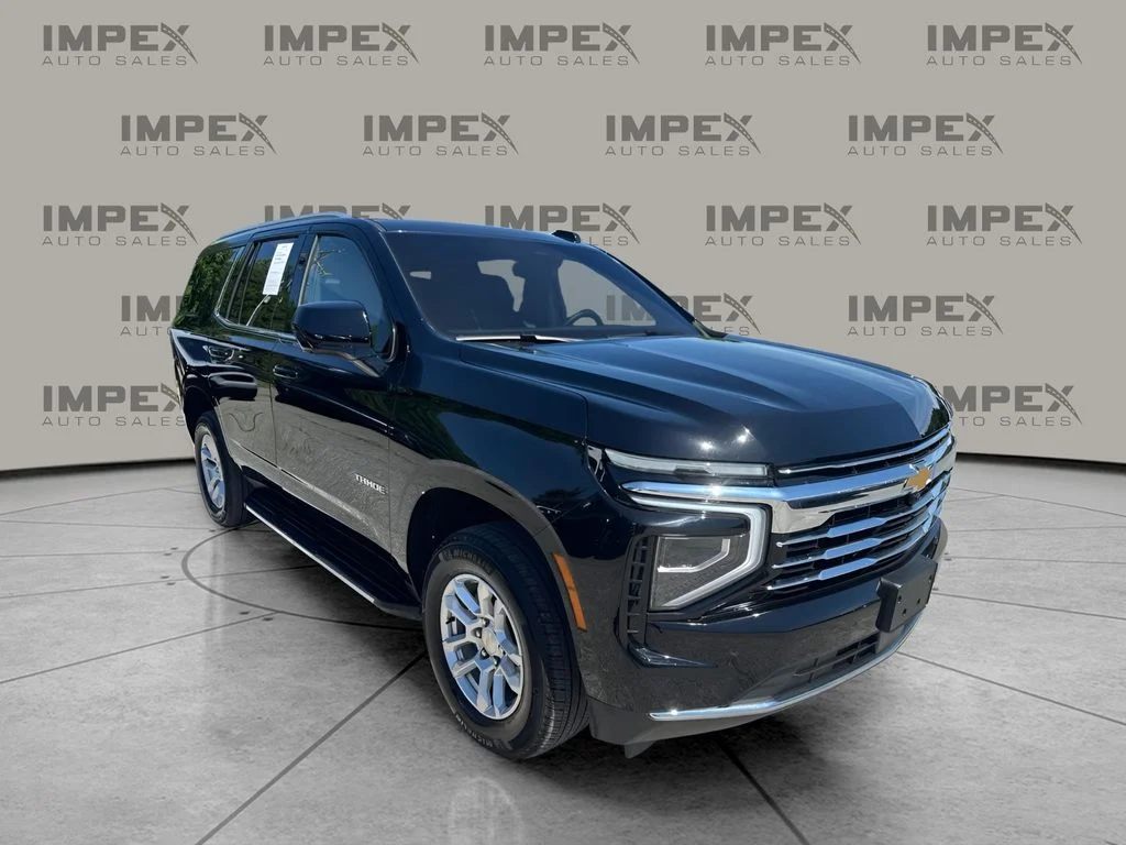 Used 2025 Black Chevrolet LT image 7