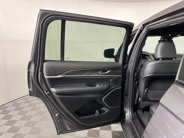 Used 2026 Gray Jeep Limited image 38