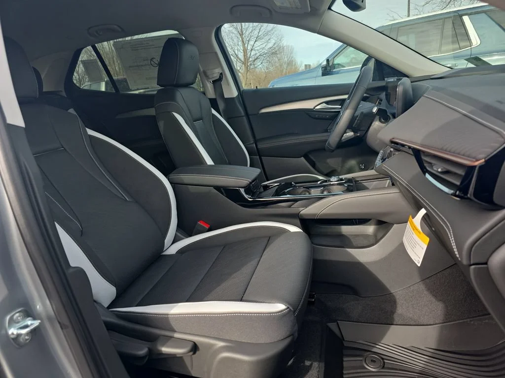 2026 Buick Envision Sport Touring - Photo 13
