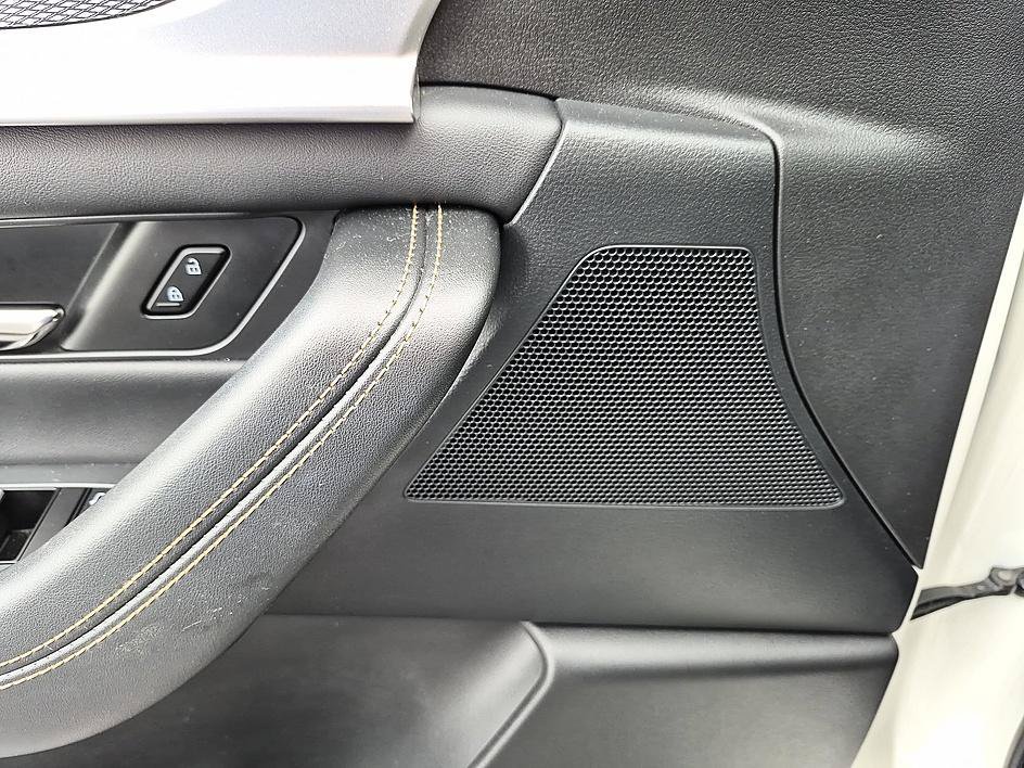 Used 2024 Rhodium White Premium Mazda 3.3 Turbo Preferred image 14
