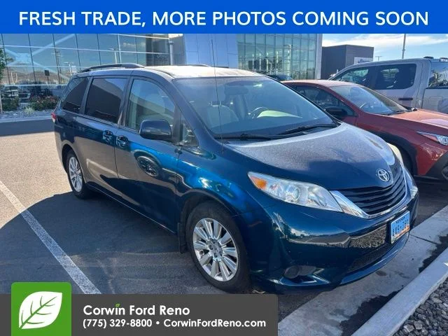2012 Toyota Sienna LE V6 AWD 7-Passenger's photo