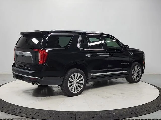 Used 2021 Onyx Black GMC Denali image 7