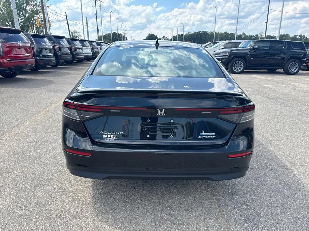 Used 2025 Crystal Black Pearl Honda Sport image 4