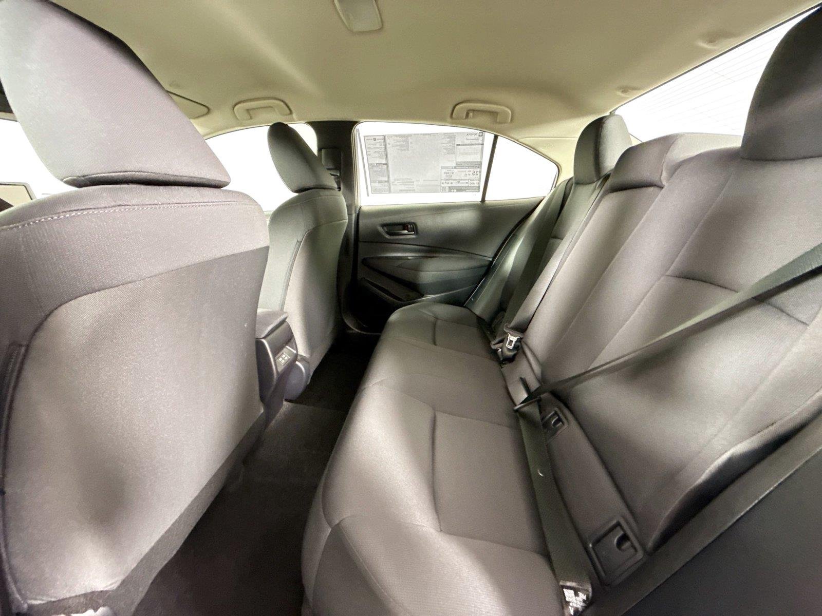 New 2026 Classic Silver Metallic Toyota LE image 31