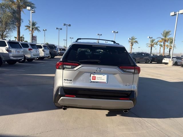 2025 Toyota RAV4 SE - Photo 6
