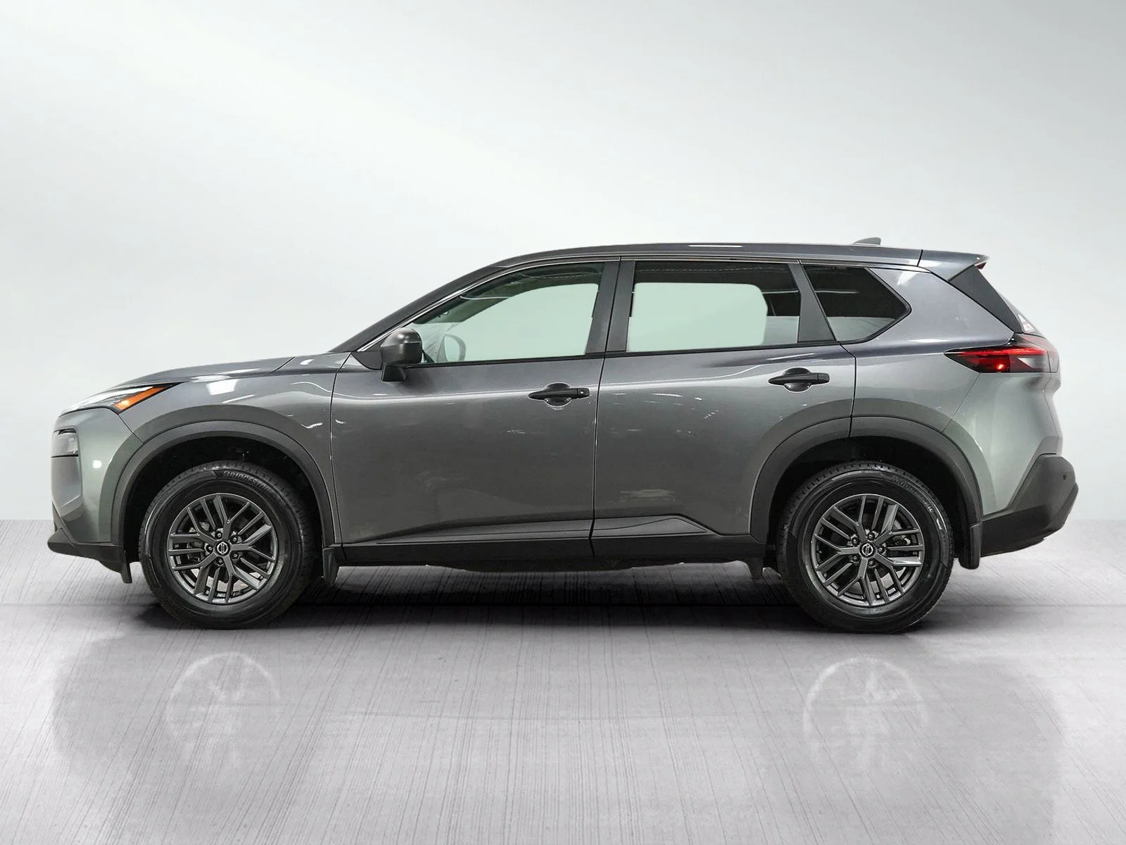 Used 2021 Nissan Rogue S with VIN 5N1AT3AA4MC708045 for sale in Minneapolis, Minnesota