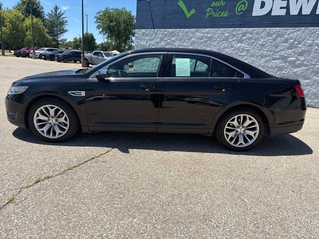 Used 2018 Shadow Black Ford Limited image 2