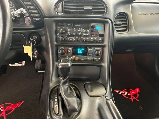 Used 2003 Yellow Chevrolet CONVERTIBLE image 16