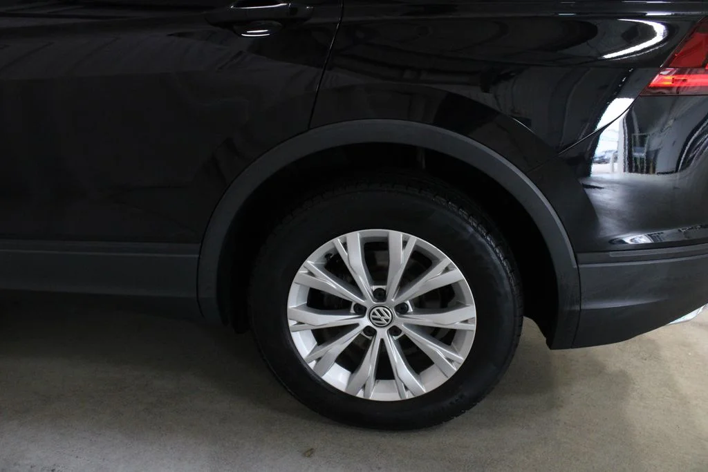 Used 2018 Black Volkswagen 2.0T S image 28