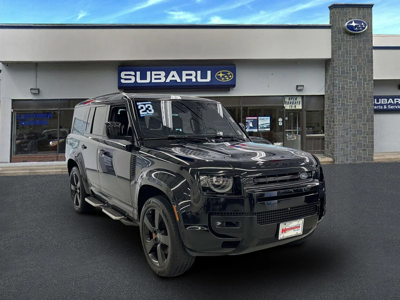 2023 Land Rover Defender X's photo