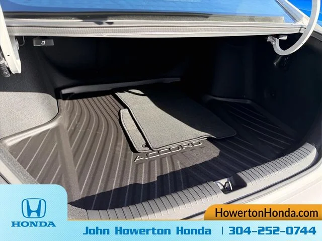 New 2025 White Honda SE image 17
