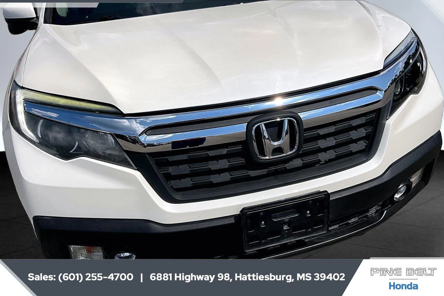 Used 2017 White Diamond Pearl Honda RTL-T image 21