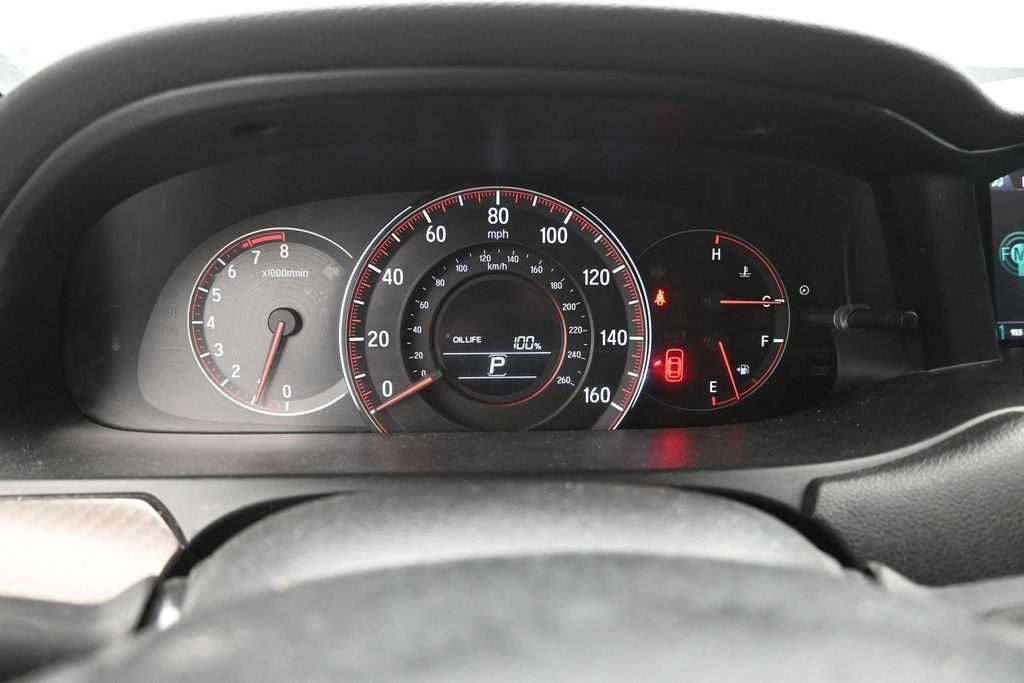 Used 2016  Honda Sport image 3