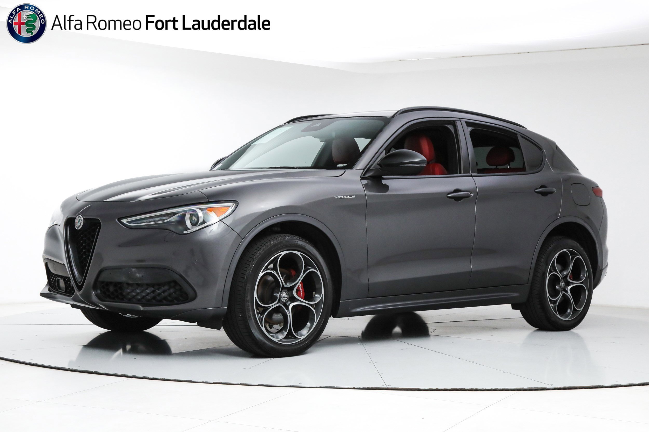 2022 Alfa Romeo Stelvio Ti Veloce AWD's photo