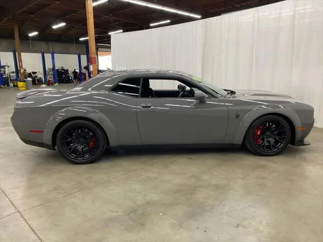 Used 2019 Destroyer Gray Clearcoat Dodge SRT Hellcat Redeye image 7