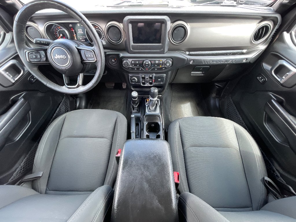 Used 2018 Granite Crystal Metallic Clearcoat Jeep Sport S image 3