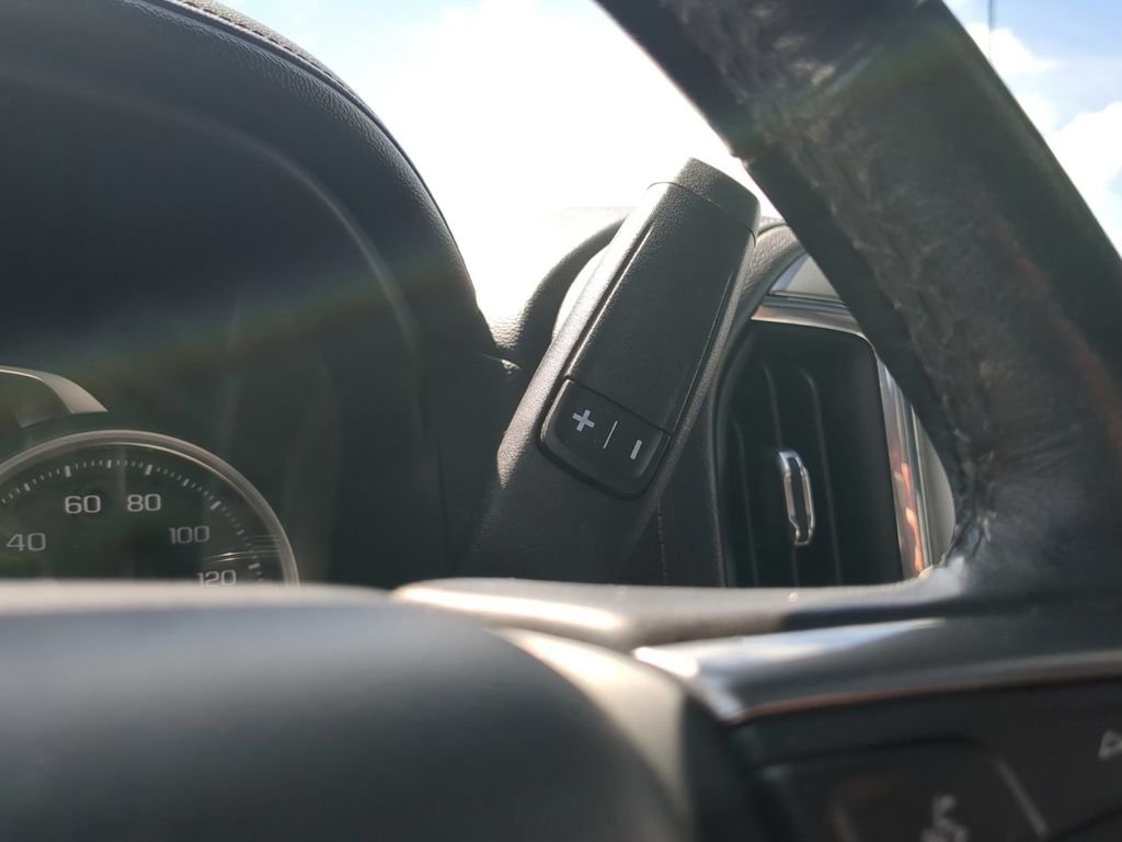 Used 2021 Blue Chevrolet LTZ image 17