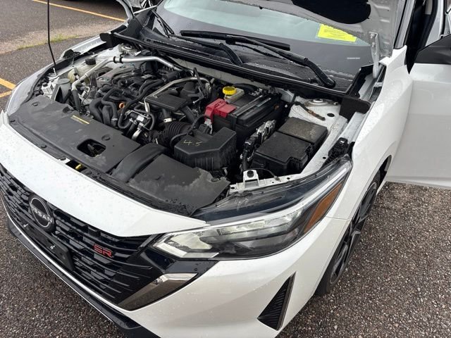 Used 2024 White Nissan SR image 17