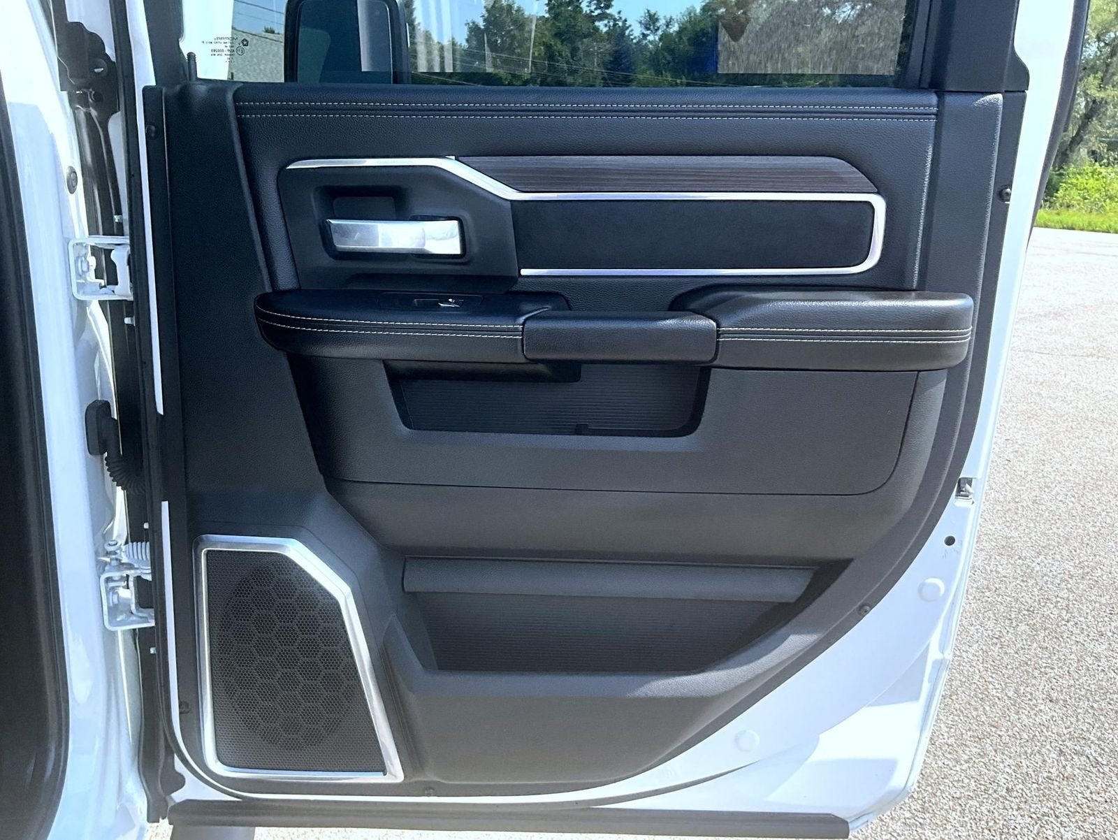 Used 2025 White Ram Laramie image 21