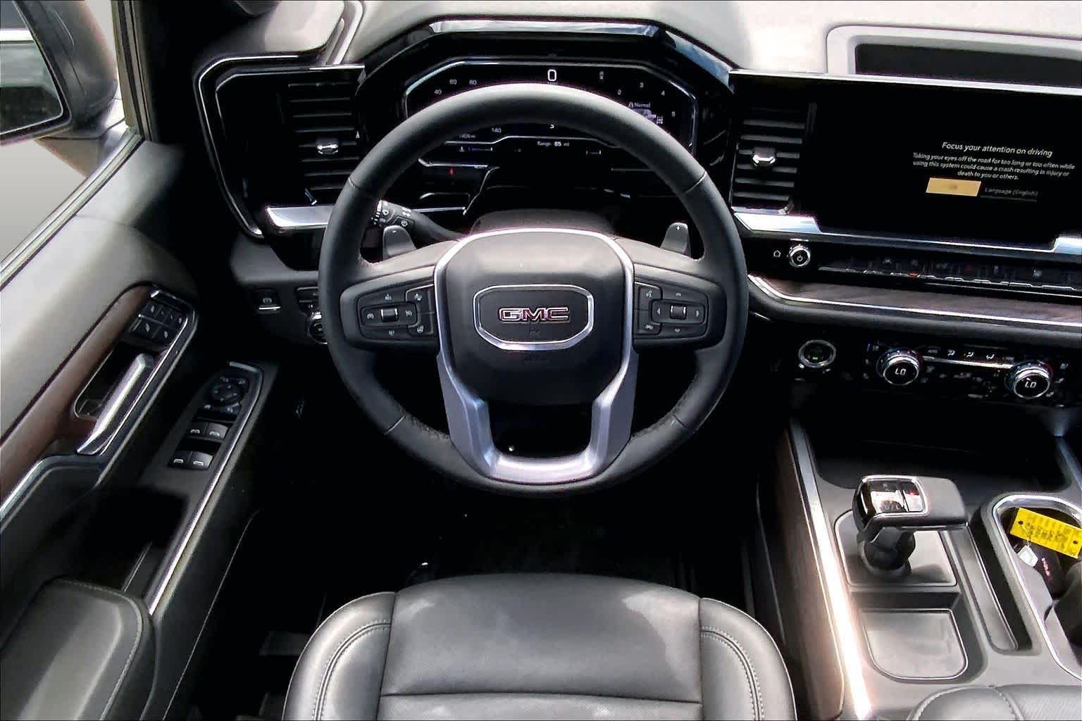 Used 2024 Onyx Black GMC SLT image 6