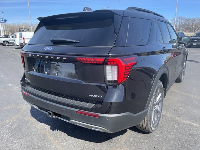New 2026 Agate Black Metallic Ford Active image 5