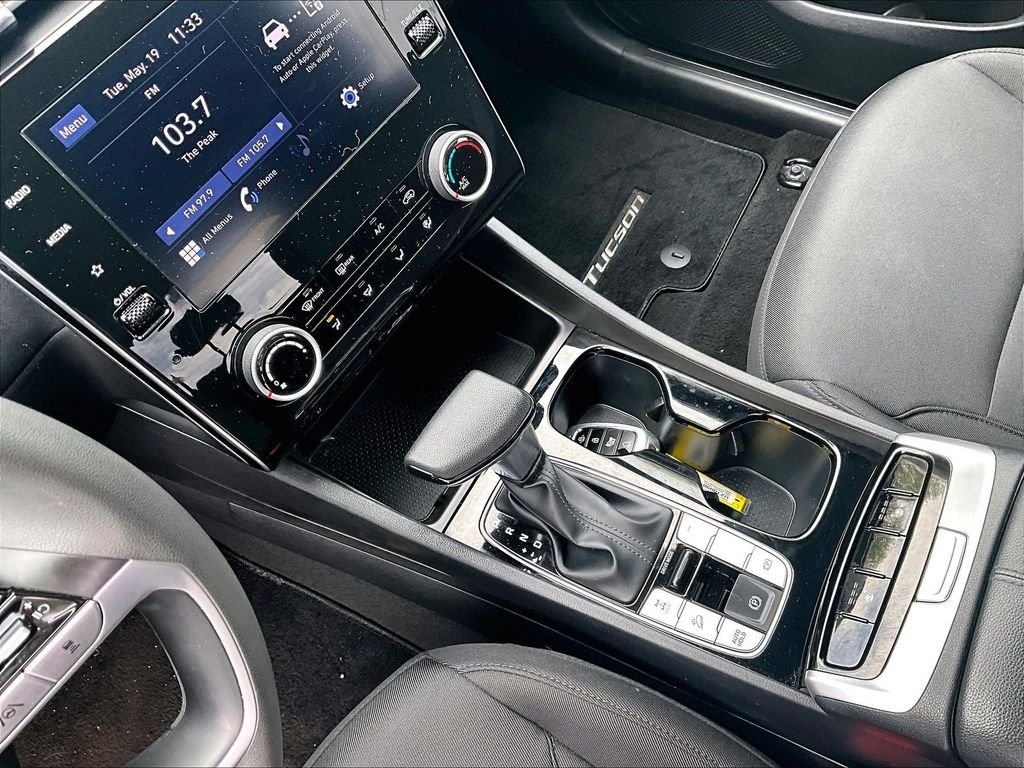 Used 2022 Amazon Gray Hyundai SEL image 20