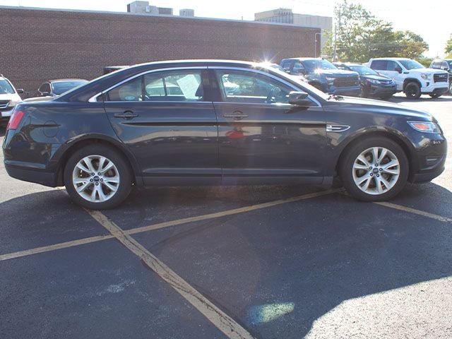 Used 2011 Tuxedo Black Metallic Ford SEL image 5
