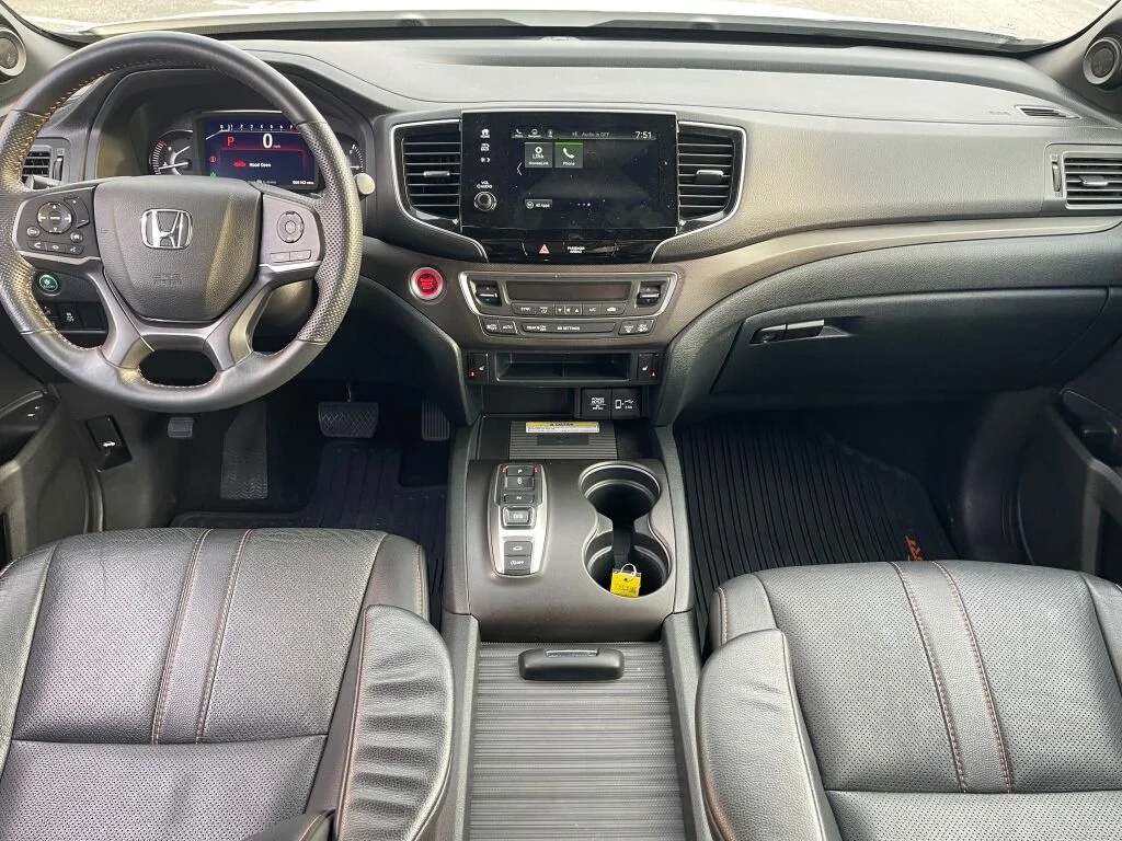 Certified Used 2023 Platinum White Pearl Honda TrailSport image 31