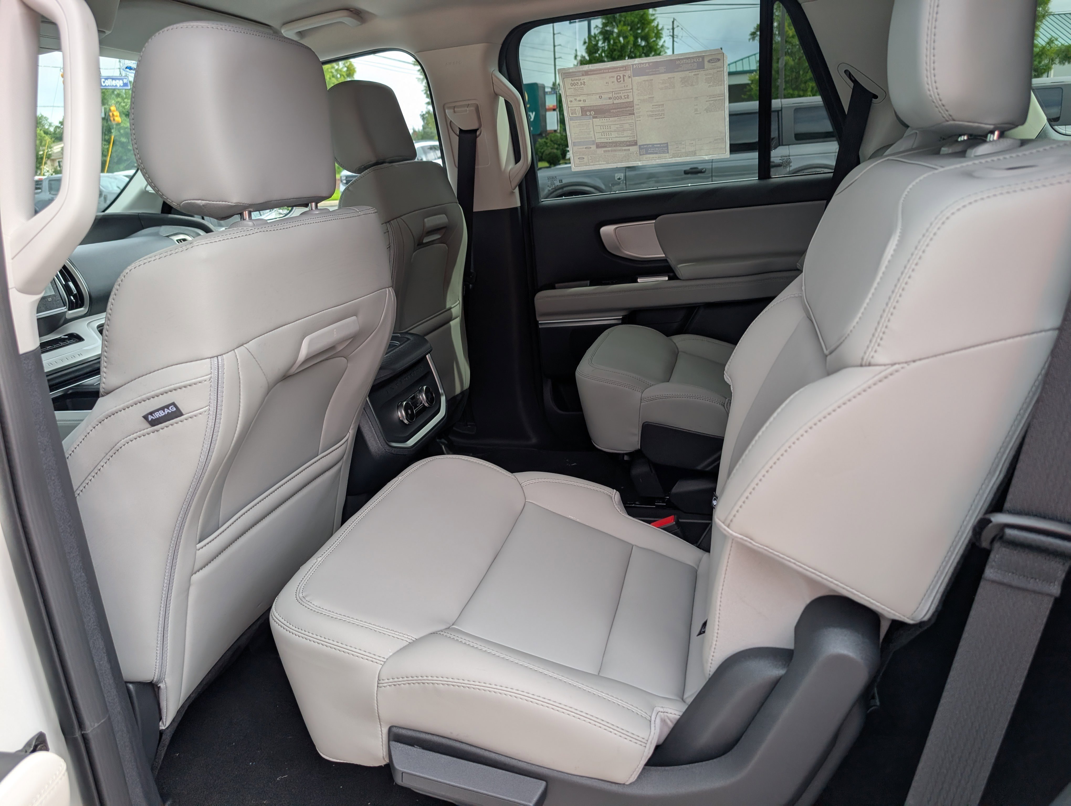 New 2026 Star White Metallic Tri-Coat FORD Active image 16