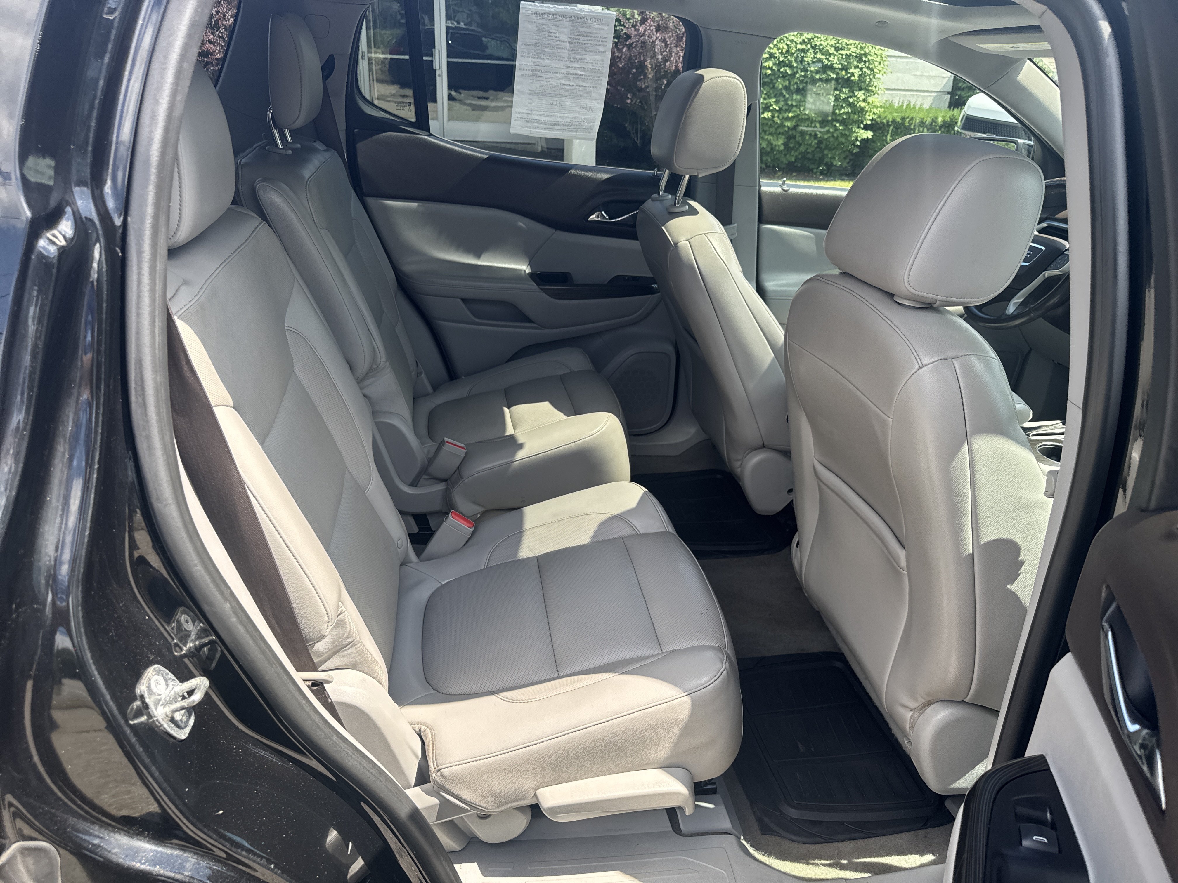 Used 2017 Ebony Twilight Metallic GMC SLT image 12