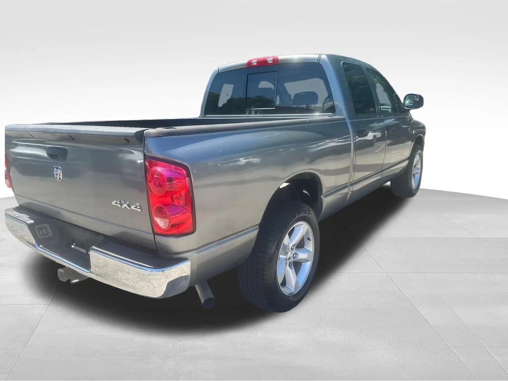 Used 2008 Gray Dodge SLT image 47