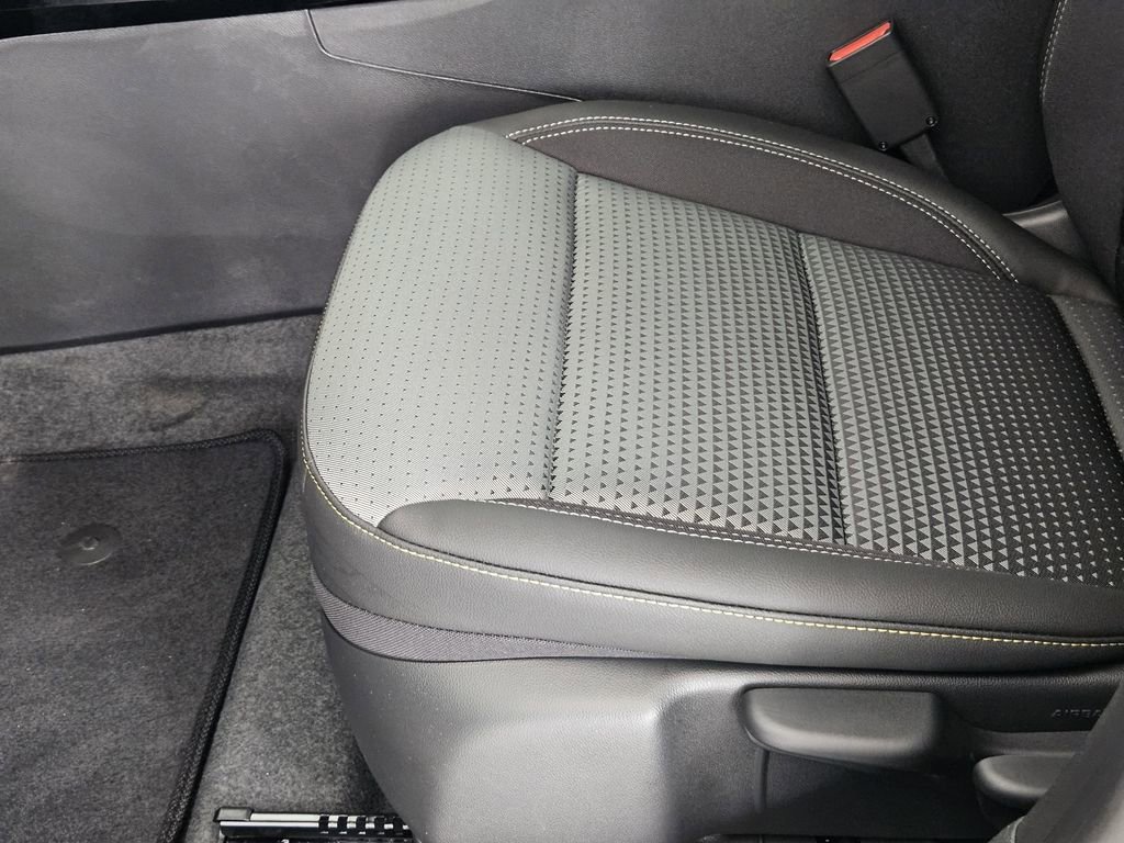 2026 Chevrolet Trax LT - Photo 21