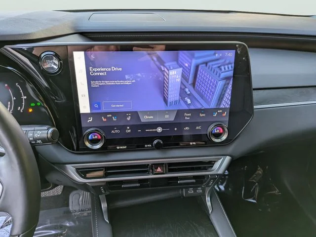 Used 2024 White Lexus 350 Premium image 21