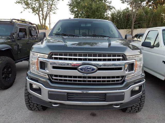 Used 2018 Gray Ford XLT image 2