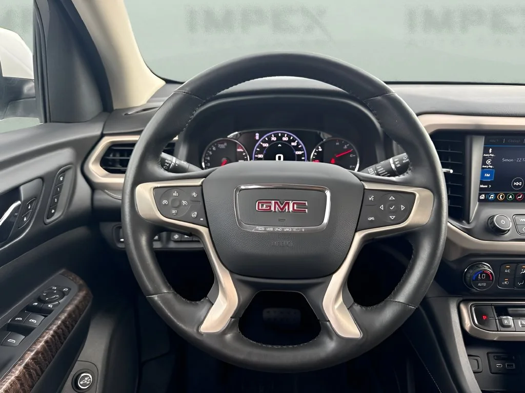 Used 2021 White GMC Denali image 10