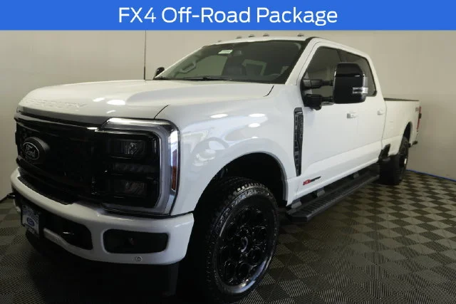 New 2027 Star White Metallic Tri-Coat Ford F-350® Lariat® image 4