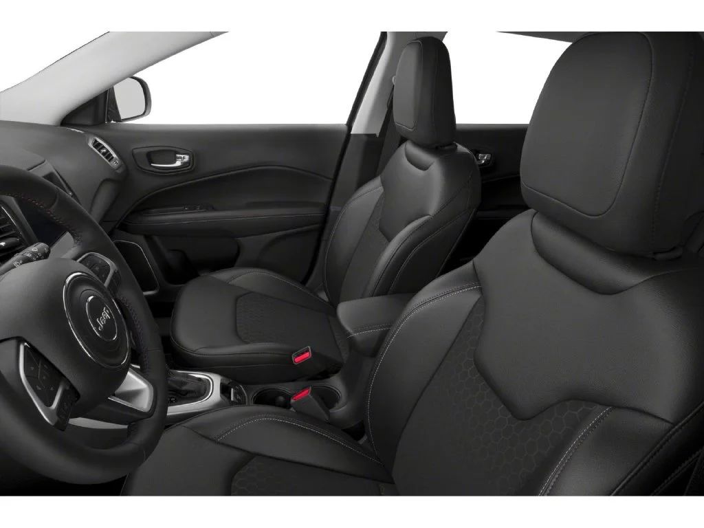 Used 2019 Diamond Black Jeep Latitude image 6