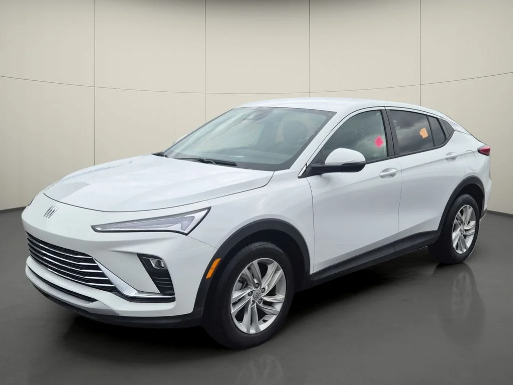 Used 2026 White Buick Preferred image 3