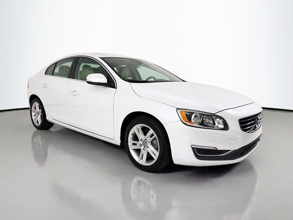 2015 Volvo S60 T5 AWD Premier Plus's photo
