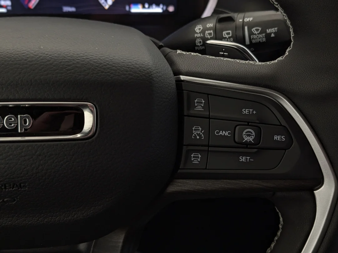 New 2026 Black Jeep Limited Reserve - - 4x4 - Nappa Leather - Ventilated Seats - Trailer Tow Pack & More! image 18