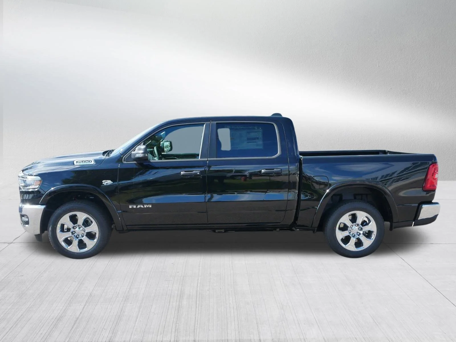 New 2026 Diamond Black Crystal Pearlcoat RAM Big Horn image 4