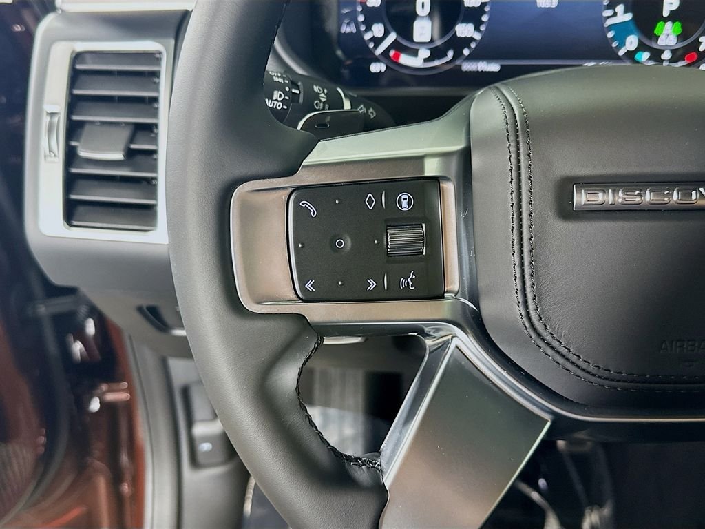 2026 Land Rover Discovery Gemini Edition - Photo 13