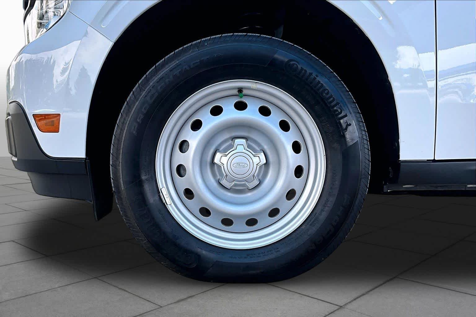Used 2024 Oxford White Ford XL image 11