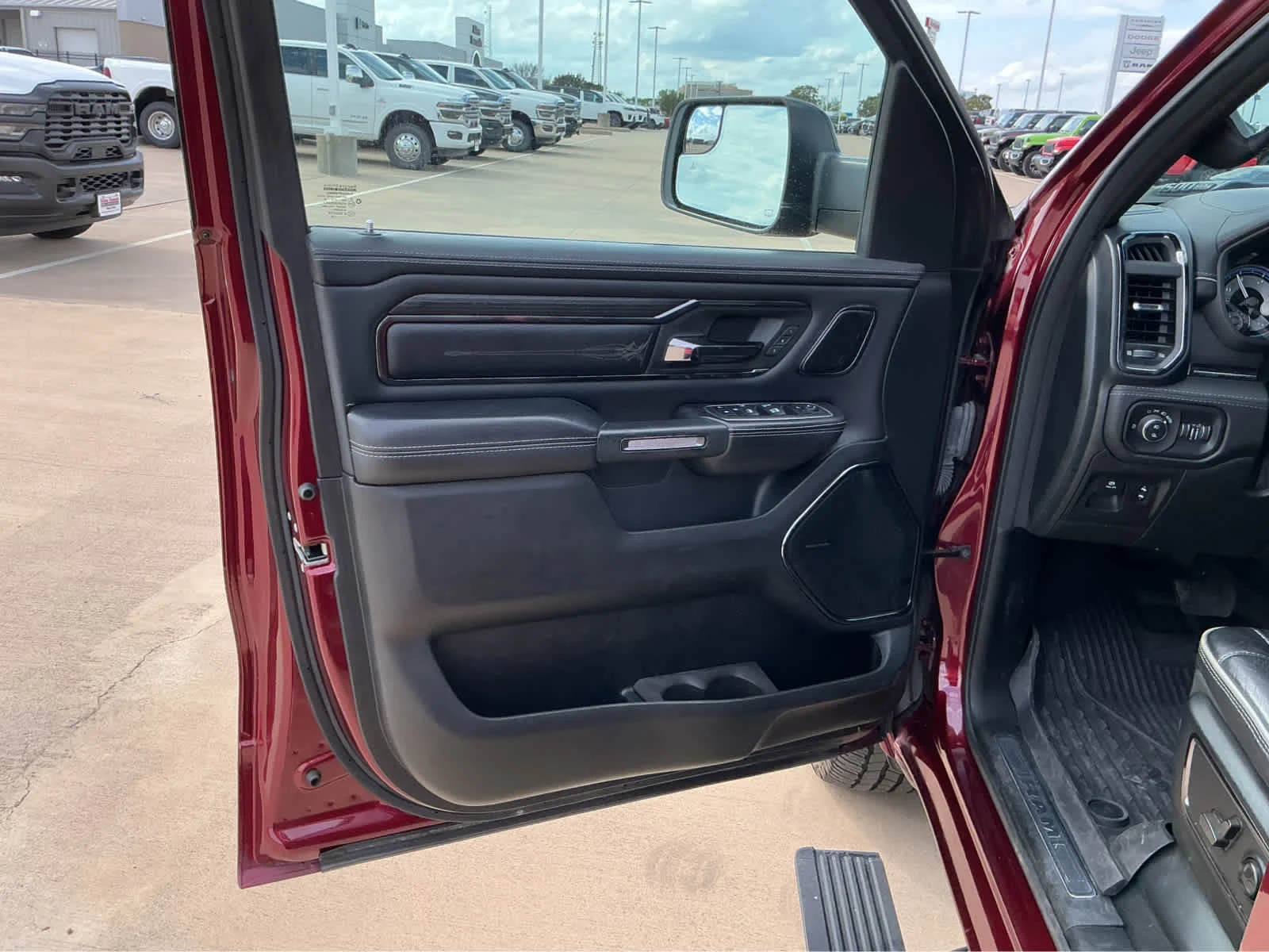 Used 2022 Delmonico Red Pearlcoat Ram Limited image 17