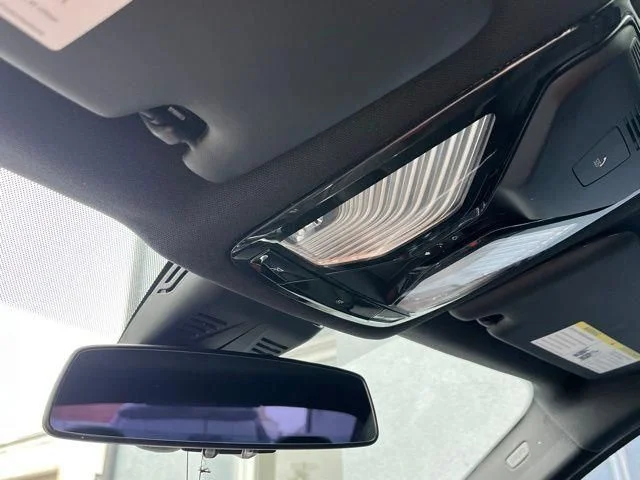 Used 2022 White BMW 330i image 37