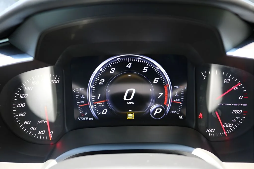 Used 2019 Black Chevrolet Stingray image 23
