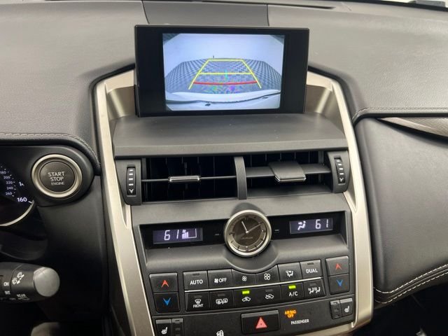 Used 2015 White Lexus 200t image 19